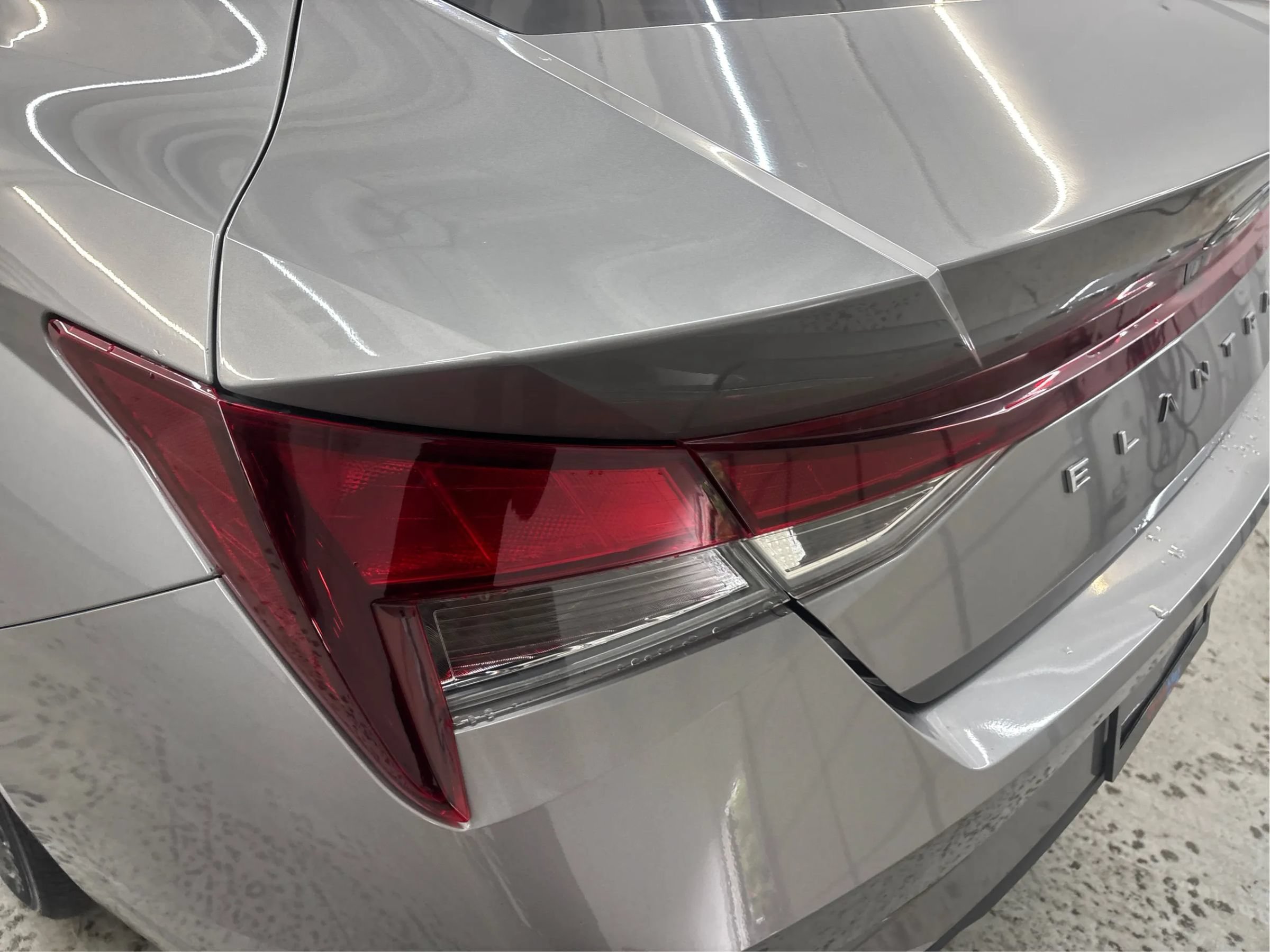 Used 2023 Hyundai Elantra SEL w/ Cargo Package FWD image 31