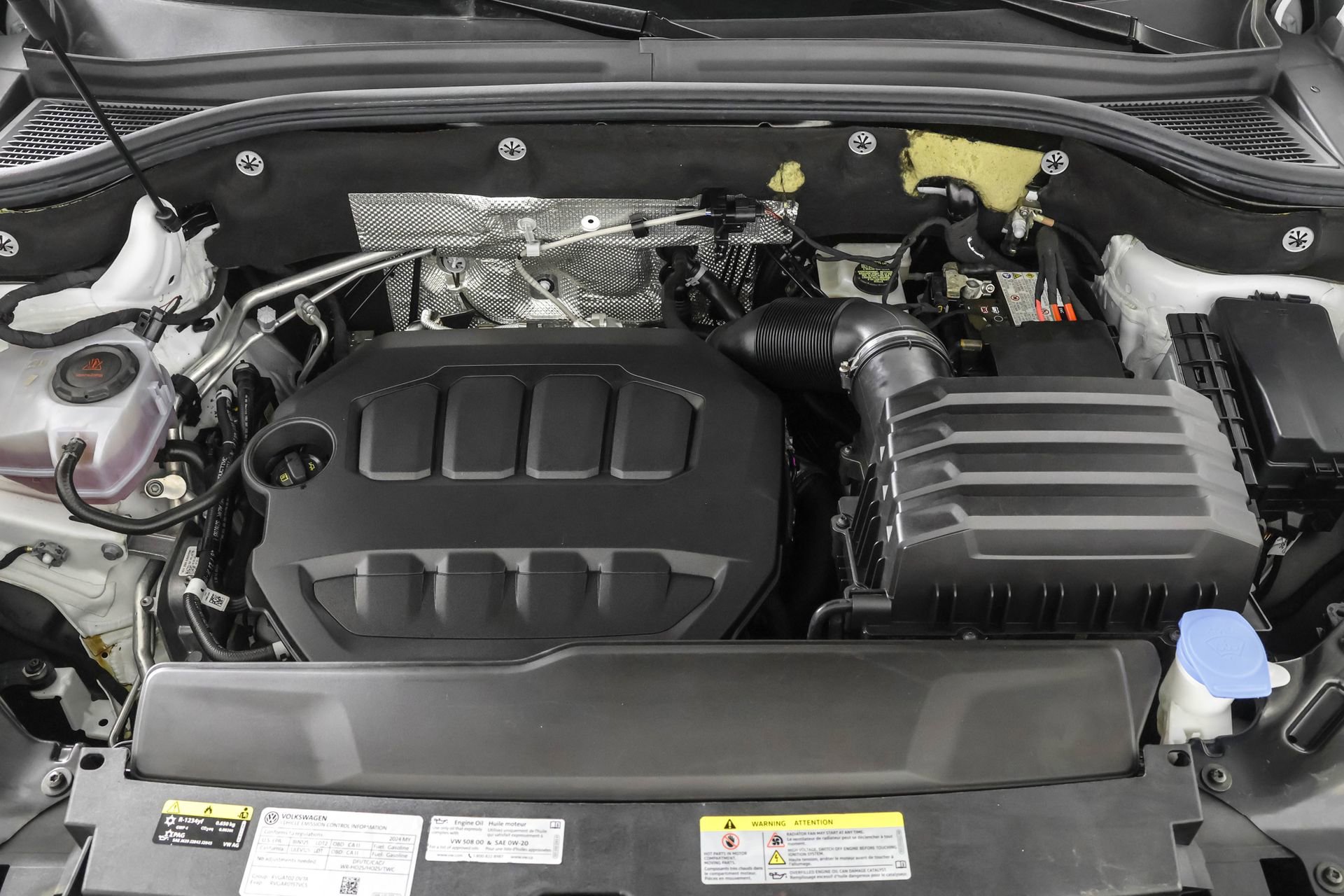 Used 2024 Volkswagen Atlas Peak Edition SEL image 53