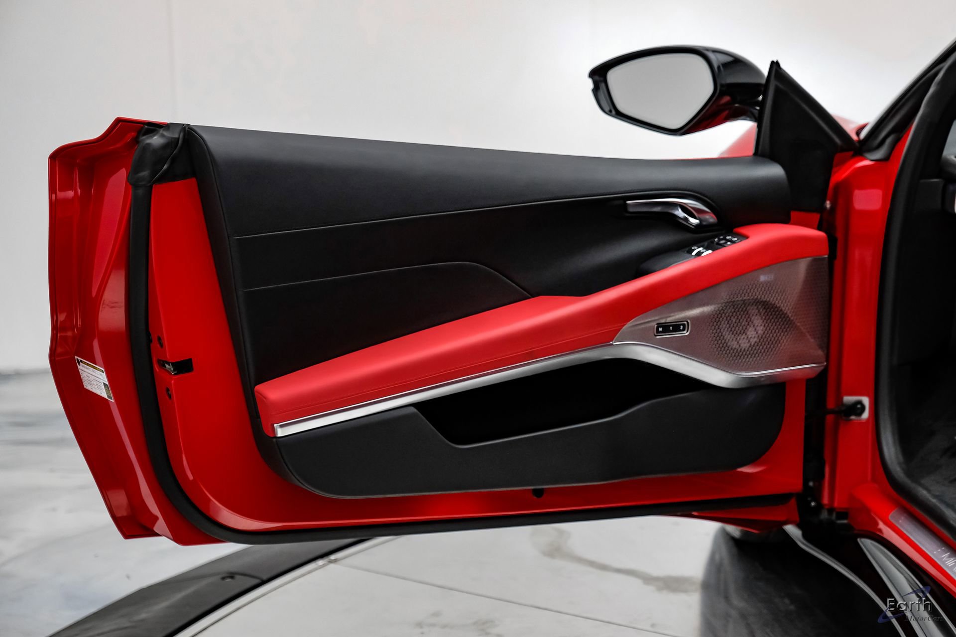 Used 2025 Lotus Emira RWD image 88