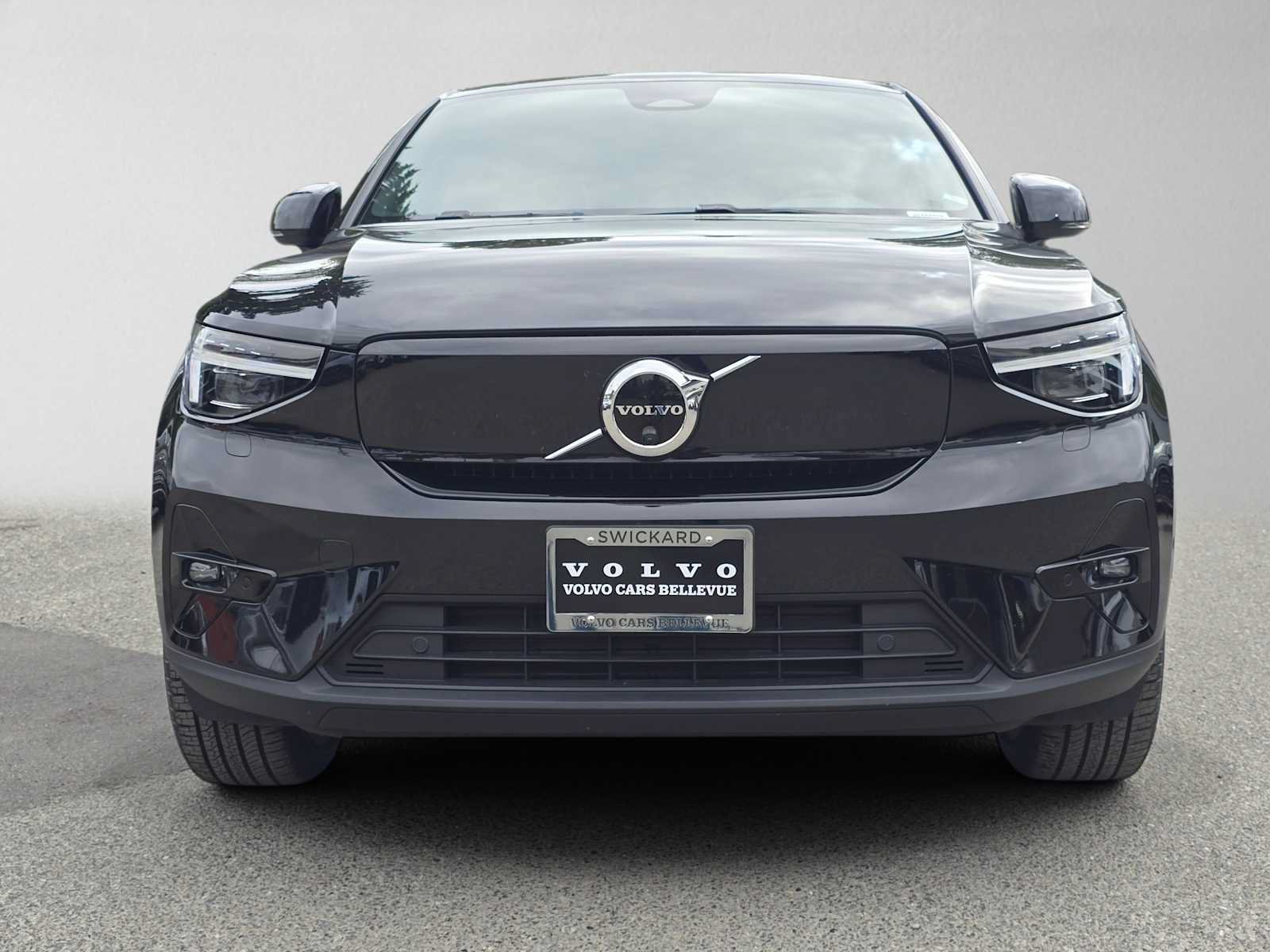 Certified 2023 Volvo C40 P8 Recharge Ultimate w/ Protection Package Premier AWD/4WD image 9