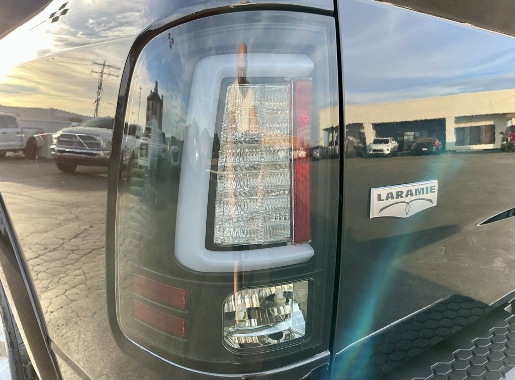 Used 2016 RAM 1500 Laramie w/ Convenience Group image 14