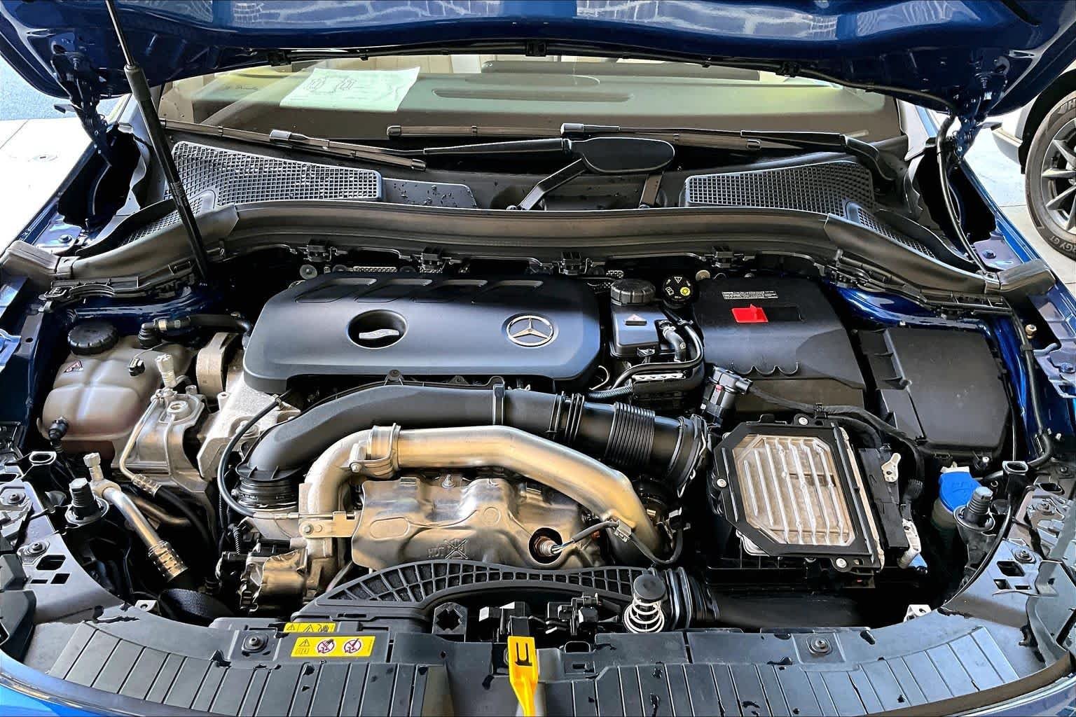 Certified 2025 Mercedes-Benz GLA 250 image 32