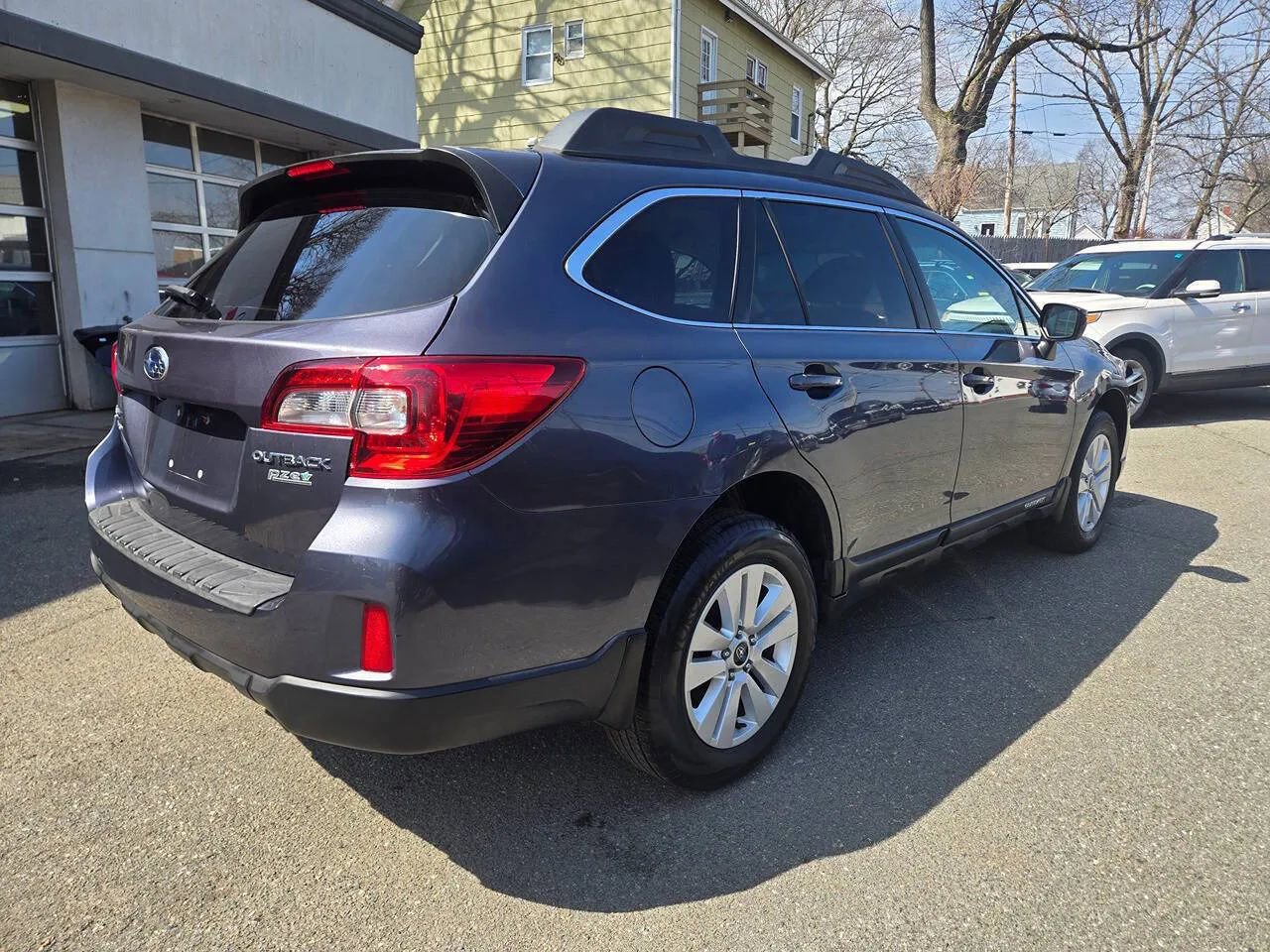 Used 2015 Subaru Outback 2.5i Premium AWD/4WD image 36