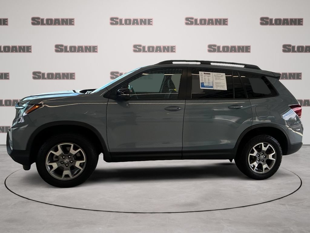 Certified 2023 Honda Passport TrailSport image 2