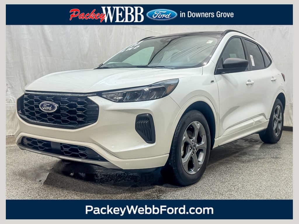 Used 2023 Ford Escape ST-Line w/ Tech Pack #1 AWD/4WD image 1