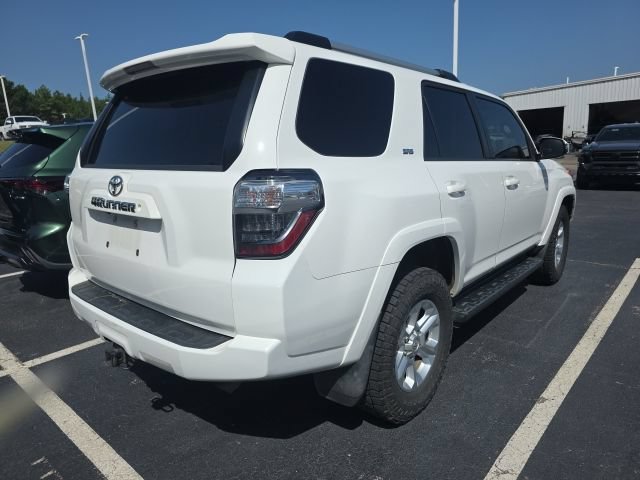 Used 2019 Toyota 4Runner SR5 Premium AWD/4WD image 4
