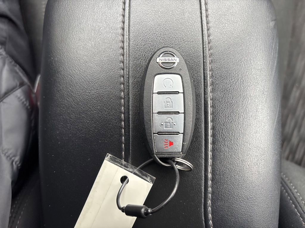 Used 2020 Nissan Rogue SV image 33