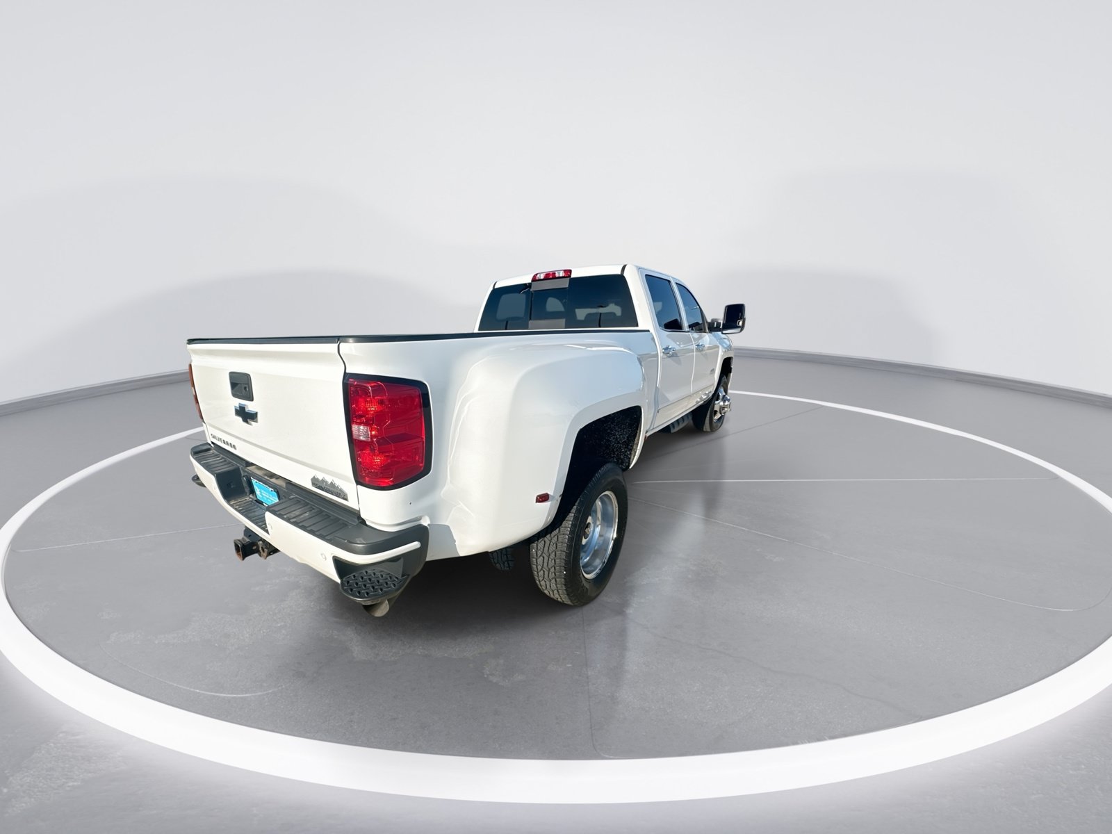Used 2017 Chevrolet Silverado 3500 High Country AWD/4WD image 8
