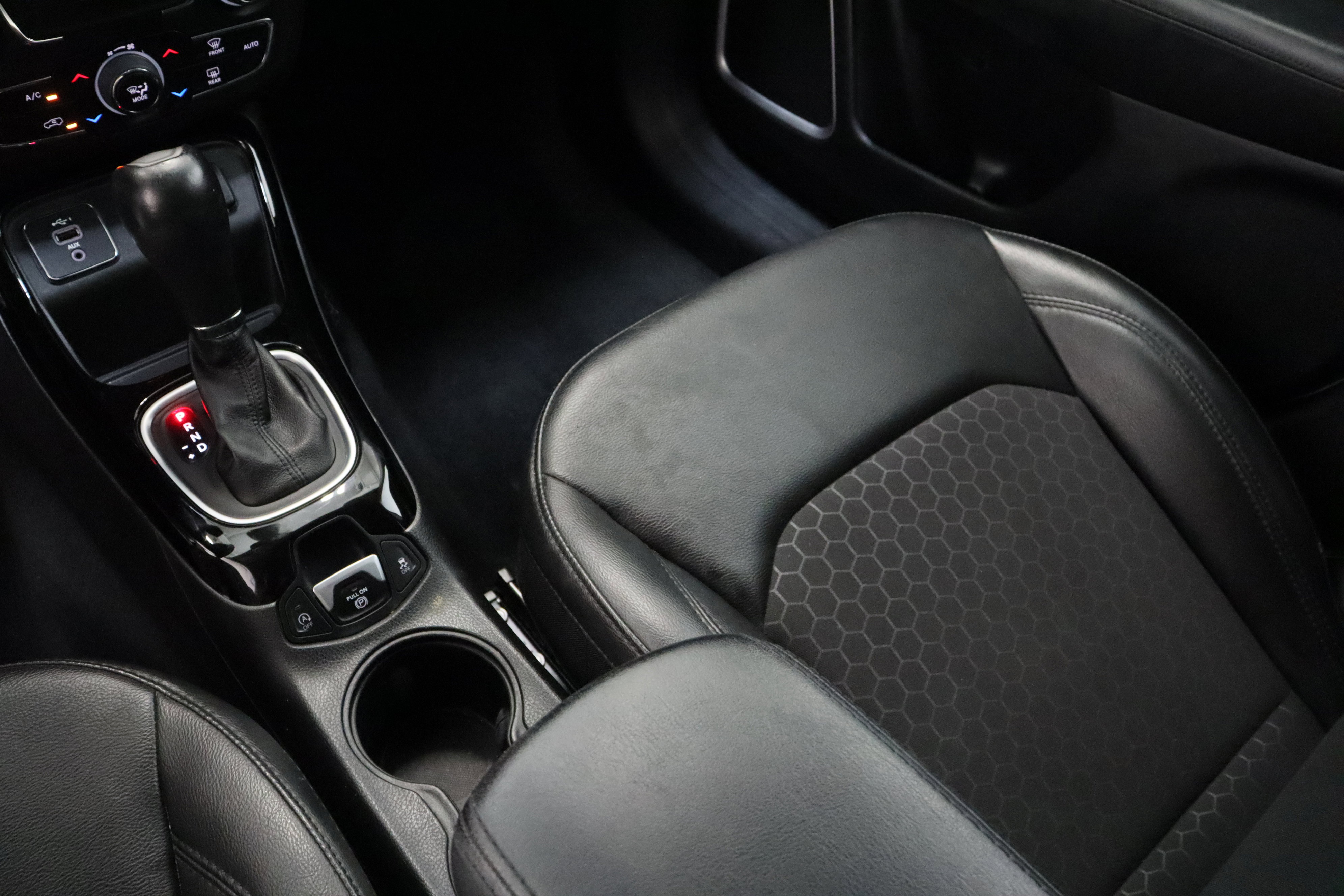 Used 2019 Jeep Compass Latitude image 16