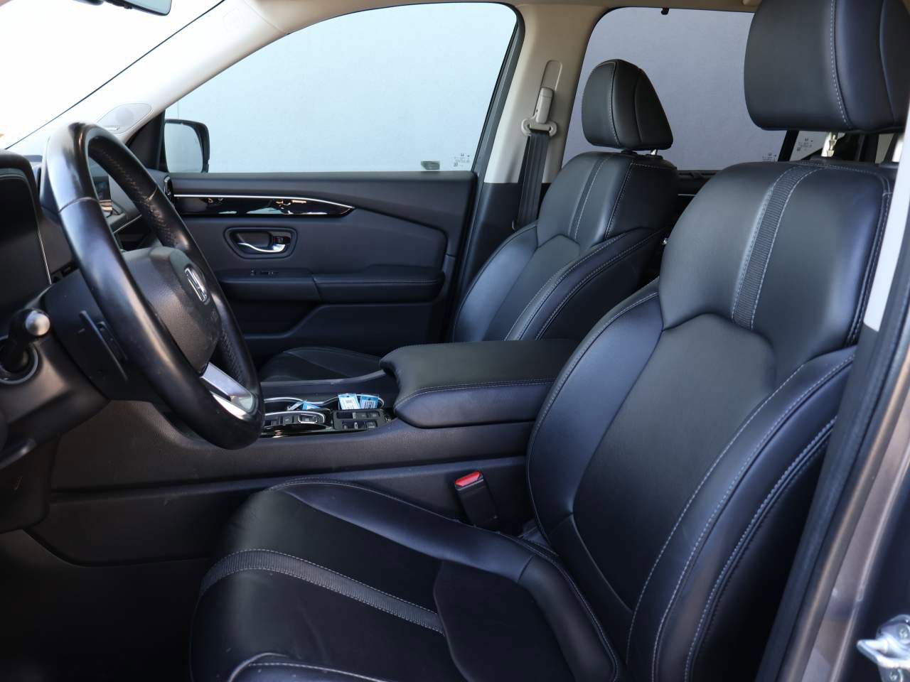 Used 2024 Honda Pilot Touring image 9
