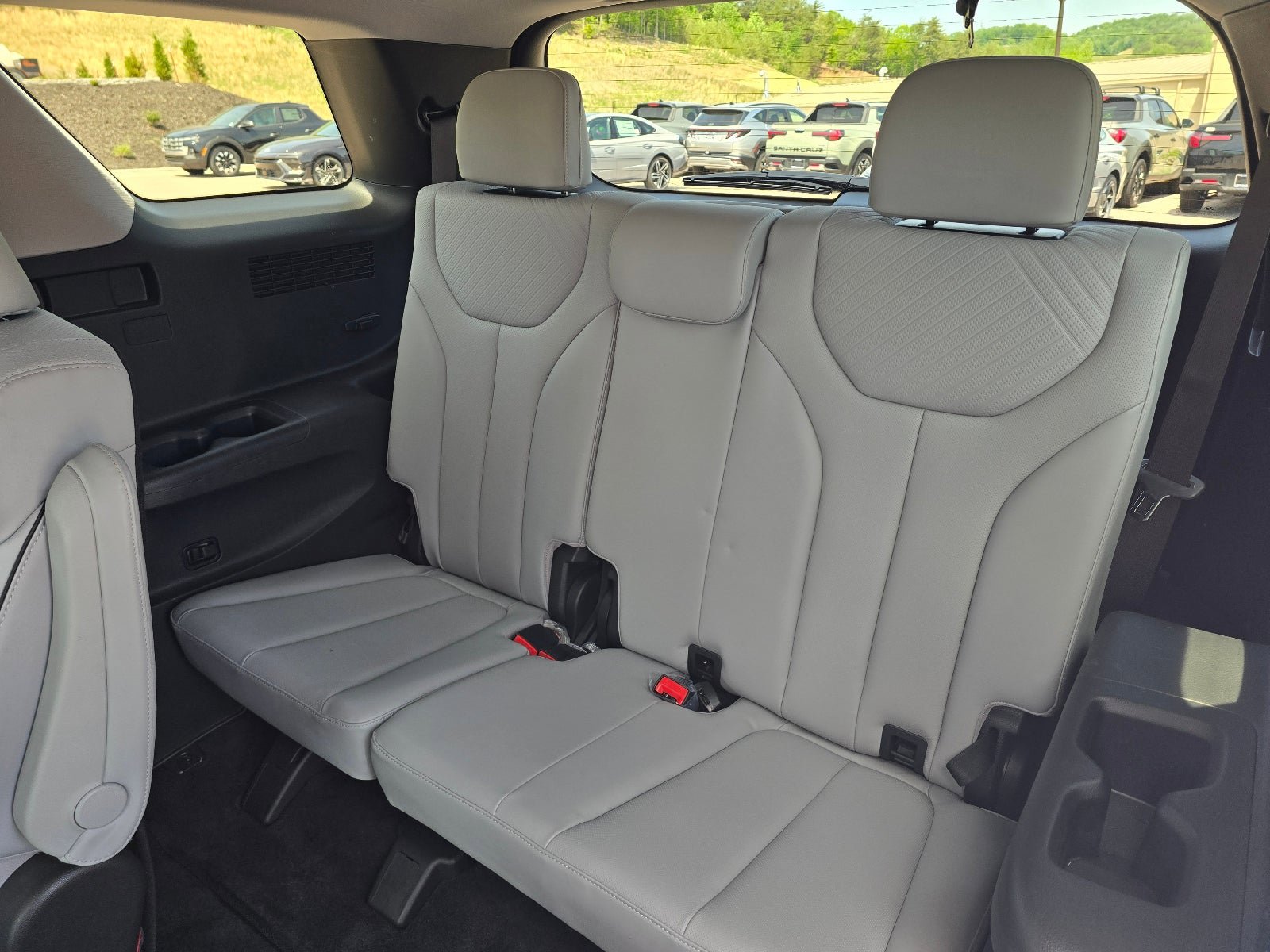 Used 2025 Hyundai Palisade SEL FWD image 10