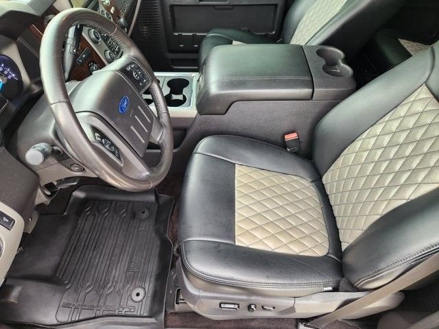 Used 2015 Ford F250 Lariat w/ Lariat Ultimate Package AWD/4WD image 13