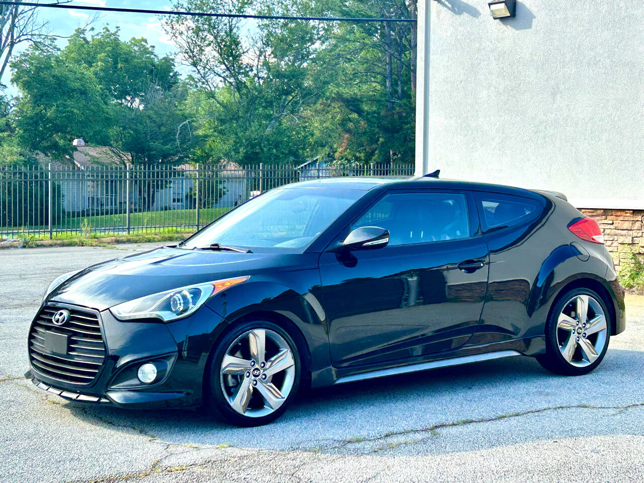 Used 2013 Hyundai Veloster Turbo w/ Ultimate Pkg image 5
