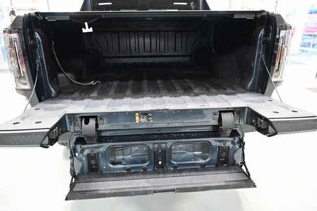 Used 2025 GMC Hummer EV 2X w/ LPO, Dark Essentials Package image 8