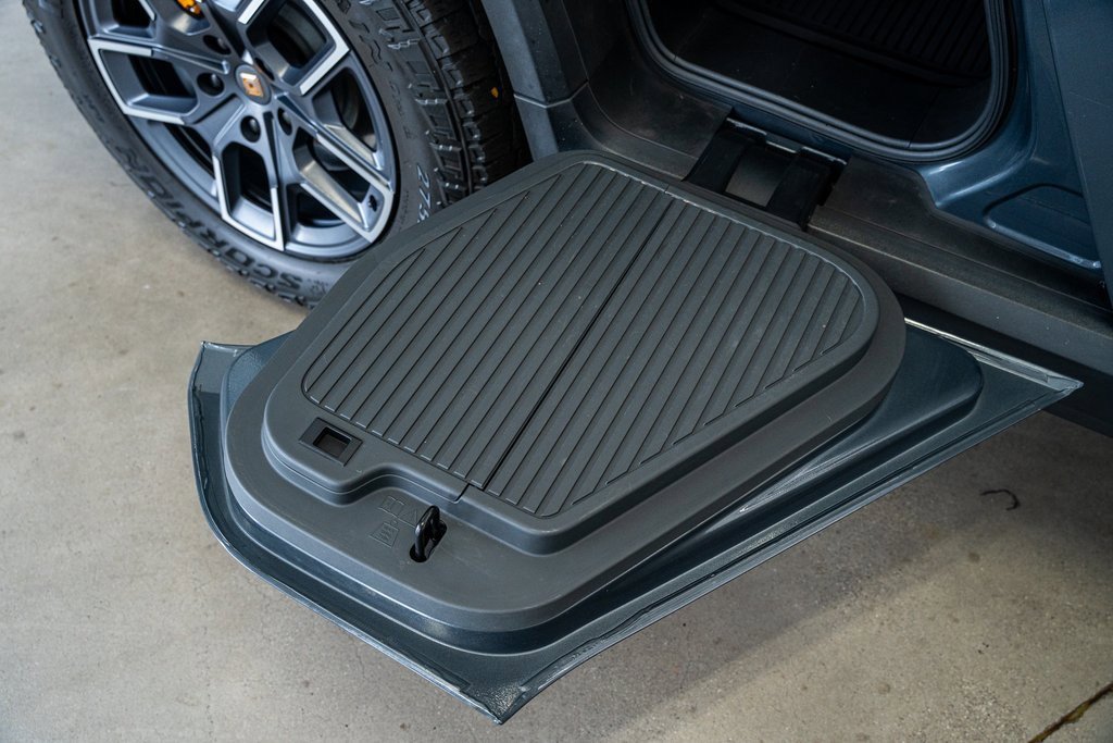 Used 2022 Rivian R1T Launch Edition image 24