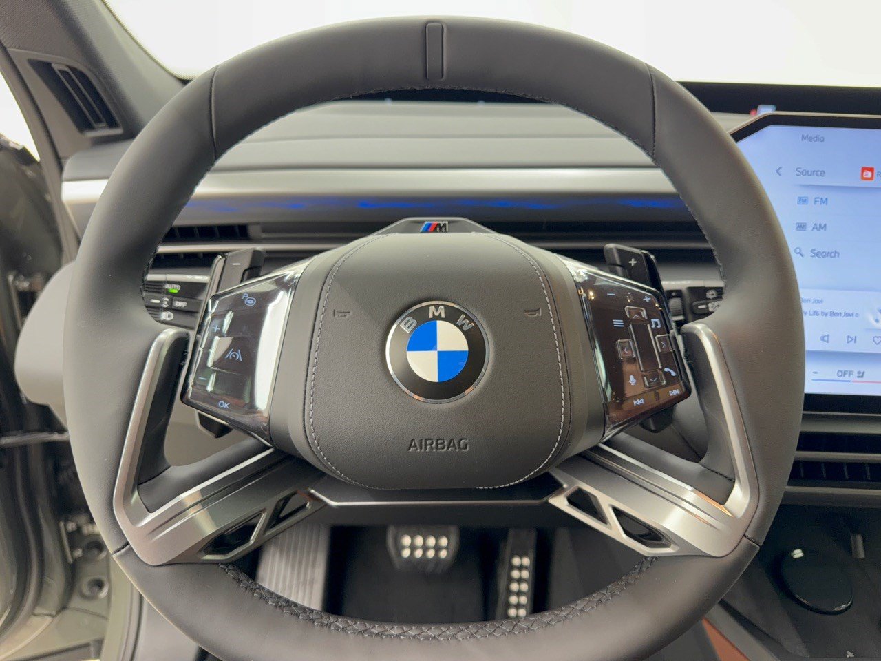 New 2027 BMW X5 xDrive40i w/ M Sport Package AWD/4WD image 10