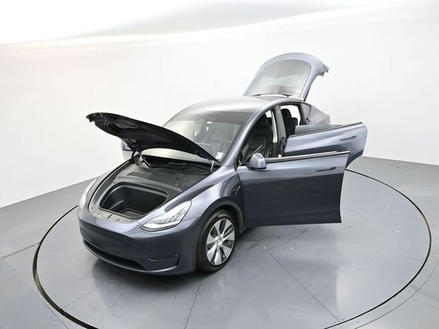 Used 2021 Tesla Model Y Long Range image 35