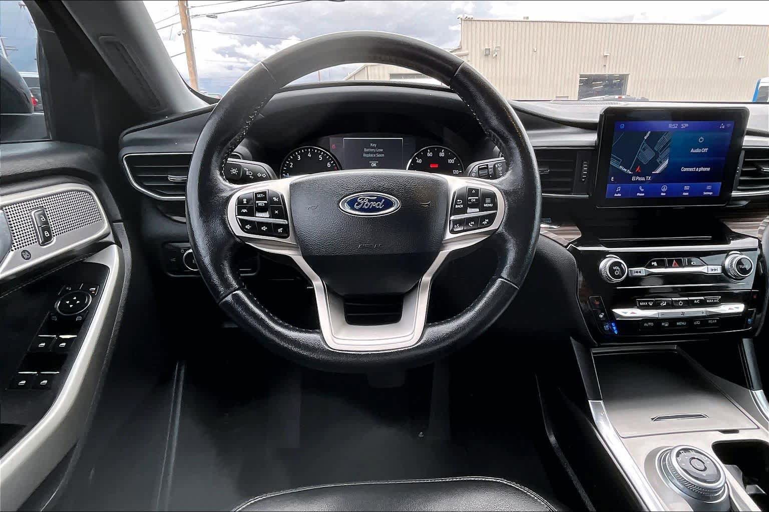 Used 2022 Ford Explorer Limited RWD image 6