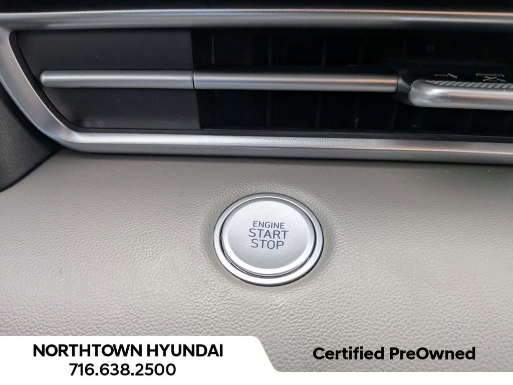 Certified 2025 Hyundai Elantra Sport FWD image 17