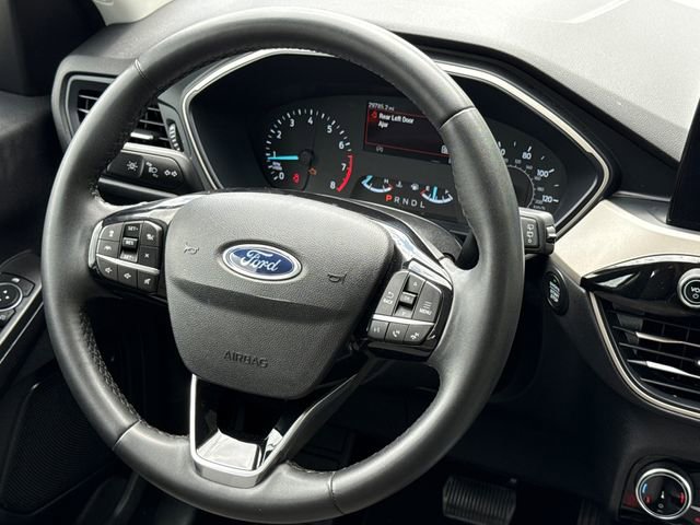 Used 2022 Ford Escape SE w/ SE Sport Appearance Package AWD/4WD image 14