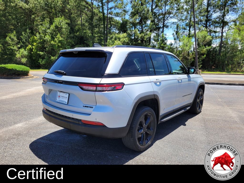 Used 2023 Jeep Grand Cherokee Limited w/ Luxury Tech Group II RWD image 6