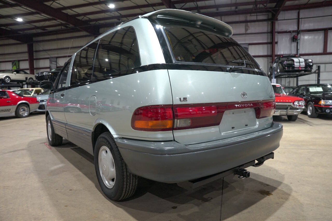Used 1992 Toyota Previa LE RWD image 6