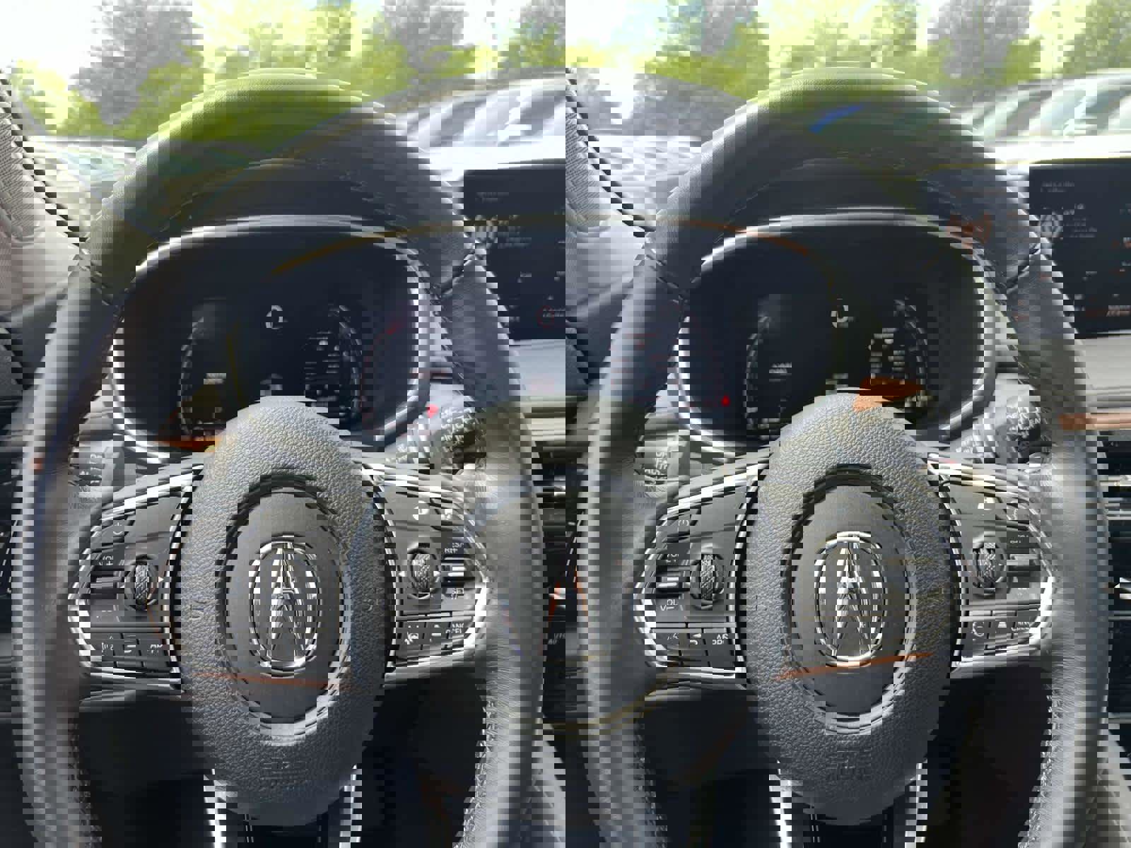 Used 2022 Acura MDX SH-AWD w/ Technology Package image 29