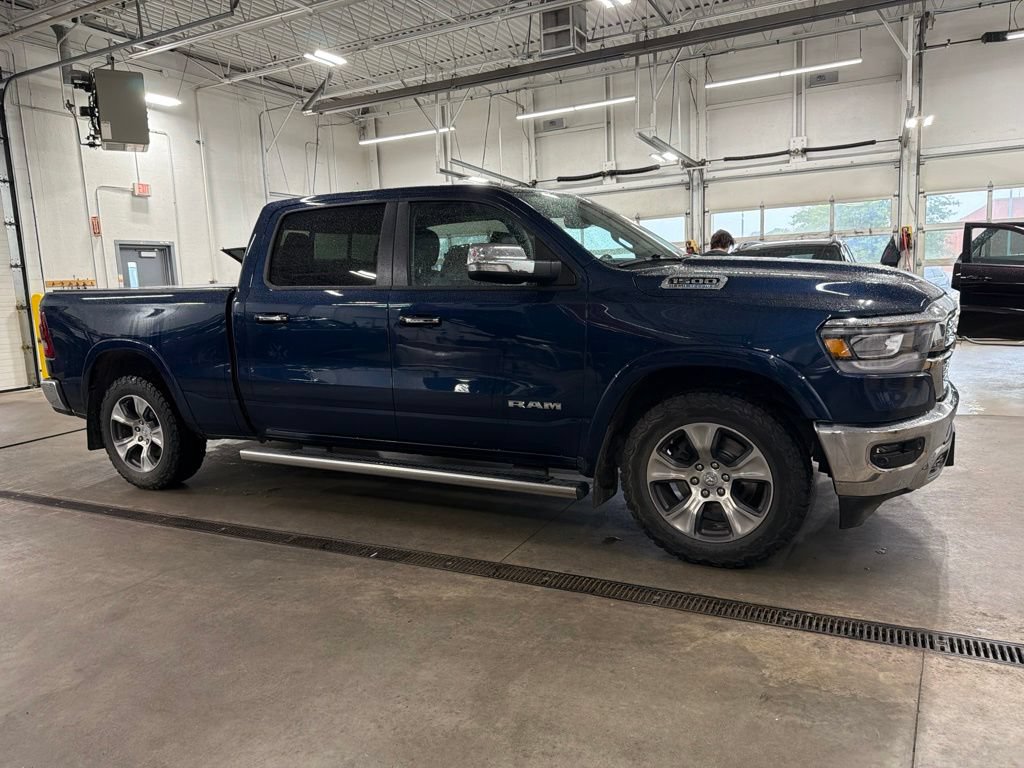 Used 2022 RAM 1500 Laramie AWD/4WD image 3