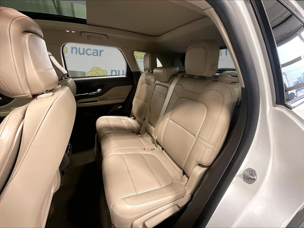 Used 2020 Lincoln Corsair AWD w/ Premium Package image 15