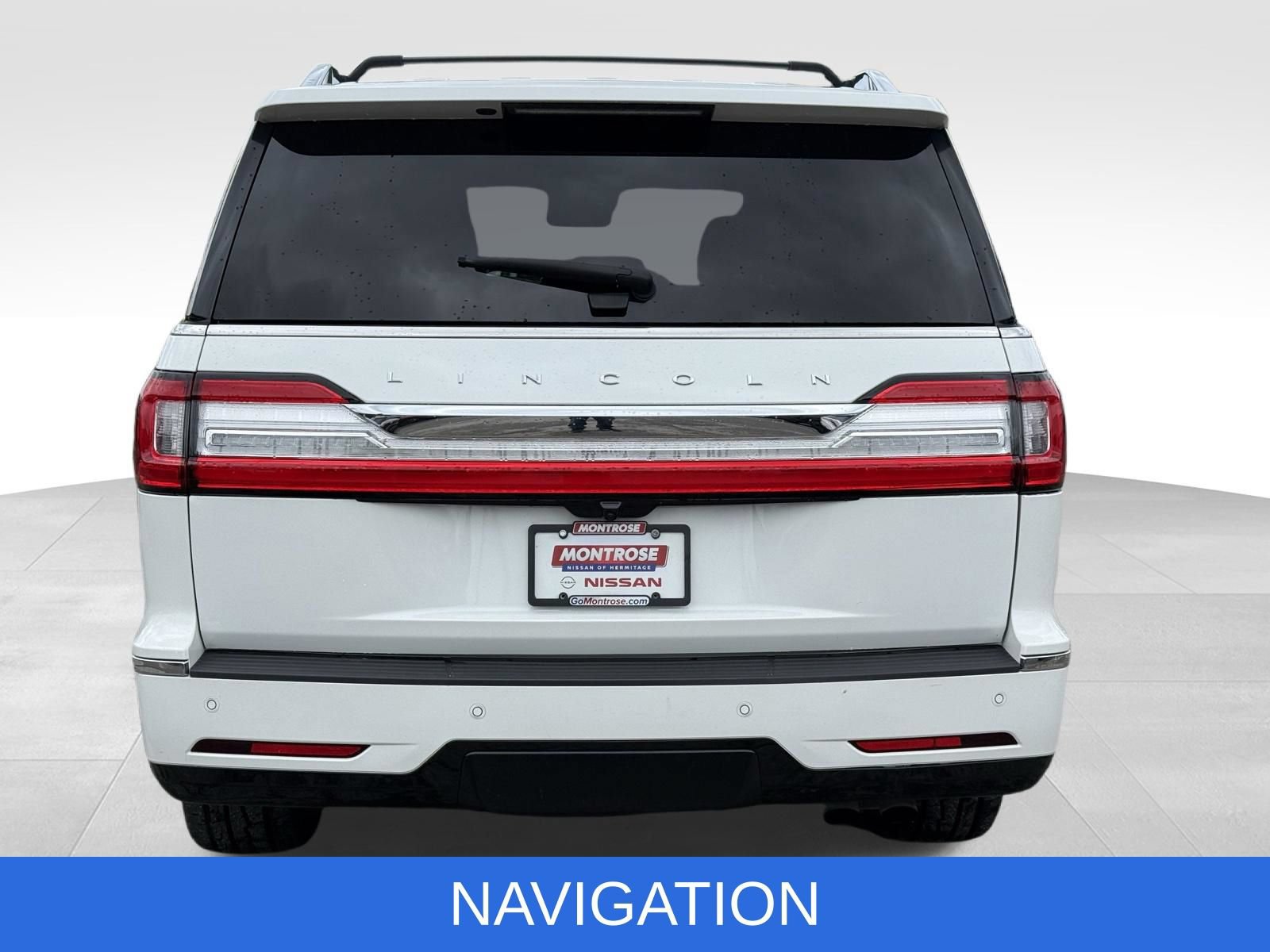 Used 2020 Lincoln Navigator Reserve w/ Luxury Package AWD/4WD image 12