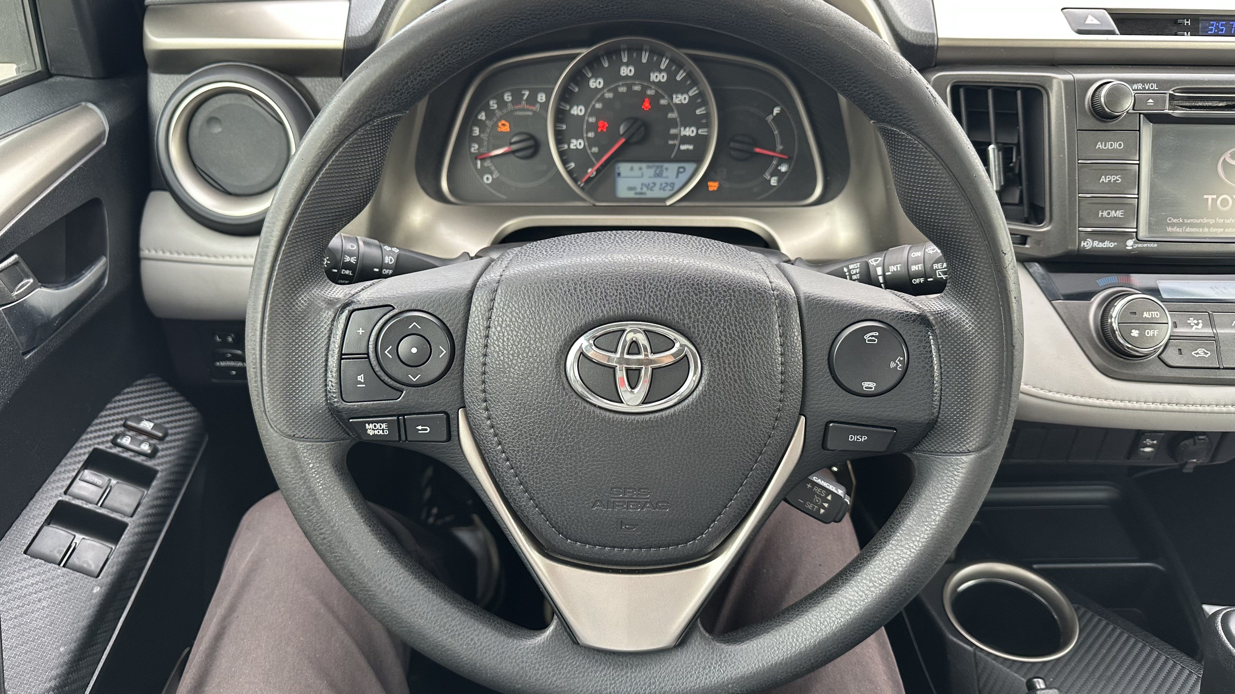 Used 2014 Toyota RAV4 XLE AWD/4WD image 18