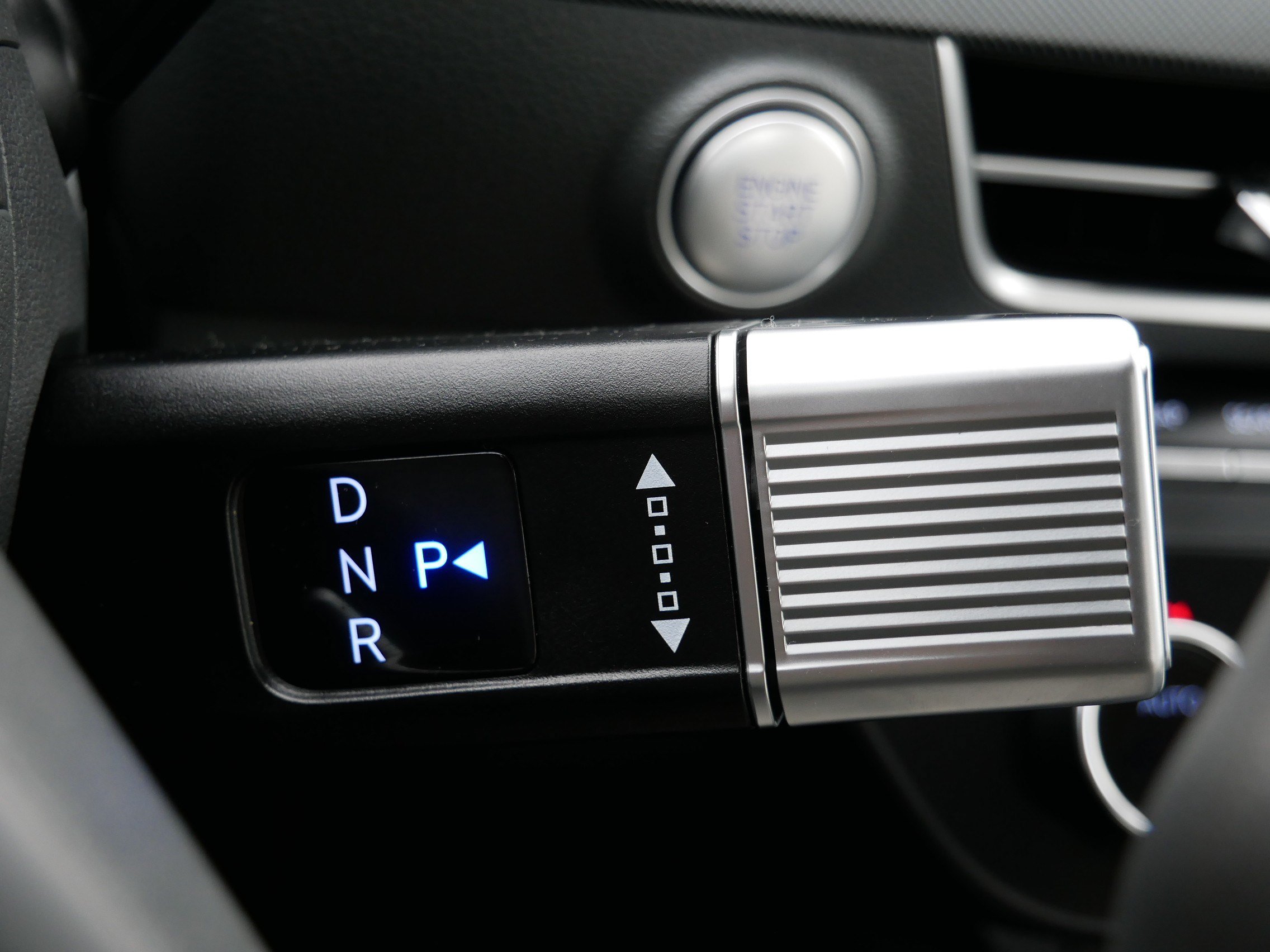 Certified 2025 Hyundai Sonata SEL AWD/4WD image 27