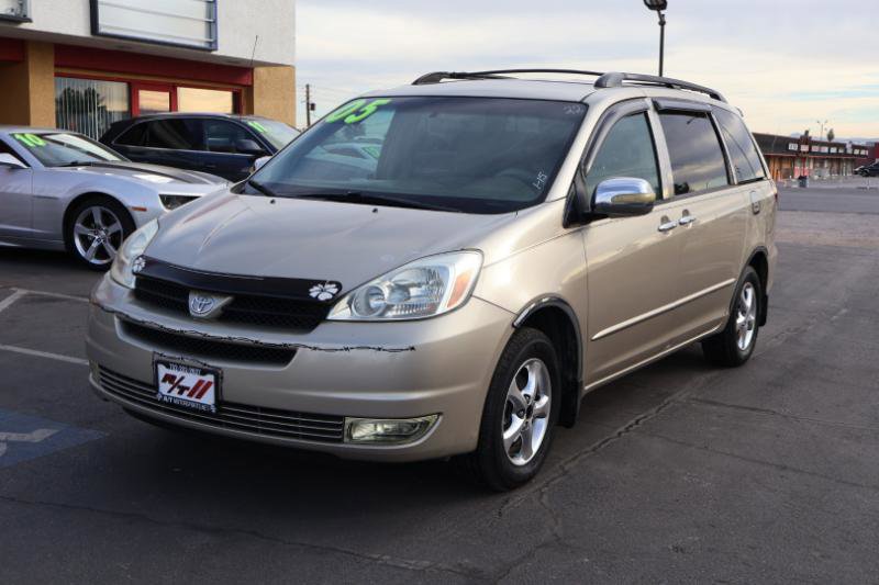Used 2005 Toyota Sienna LE image 3
