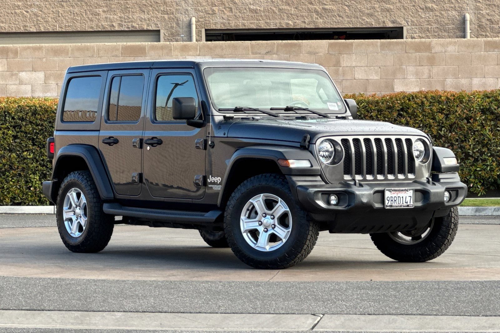 Used 2020 Jeep Wrangler Unlimited Sport S AWD/4WD video 2