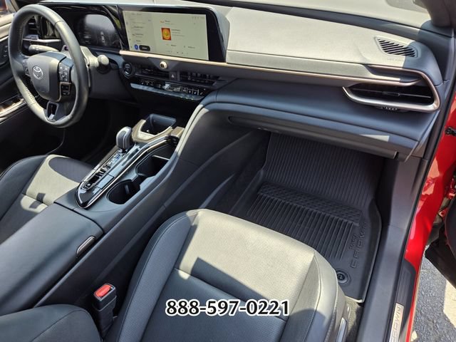 Used 2024 Toyota Crown Platinum AWD/4WD image 18