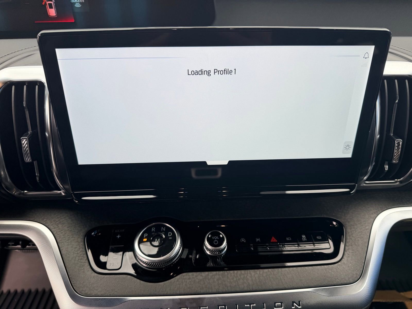 New 2026 Ford Expedition Tremor image 13