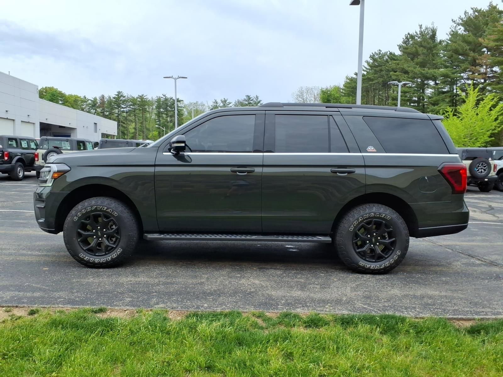 Used 2023 Ford Expedition Timberline AWD/4WD image 6