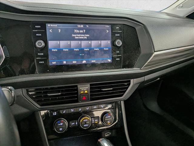Used 2019 Volkswagen Jetta SEL FWD image 18