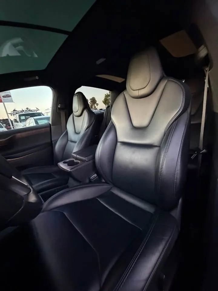 Used 2019 Tesla Model X Long Range AWD/4WD image 9