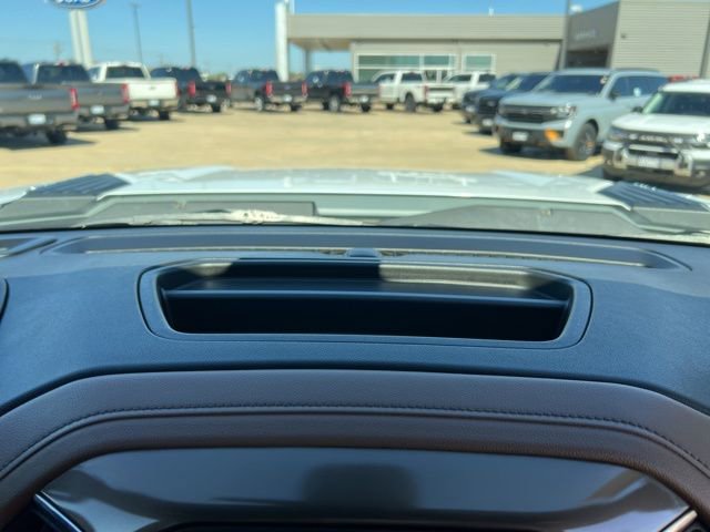 Used 2022 Chevrolet Silverado 2500 High Country w/ Safety Package II image 46