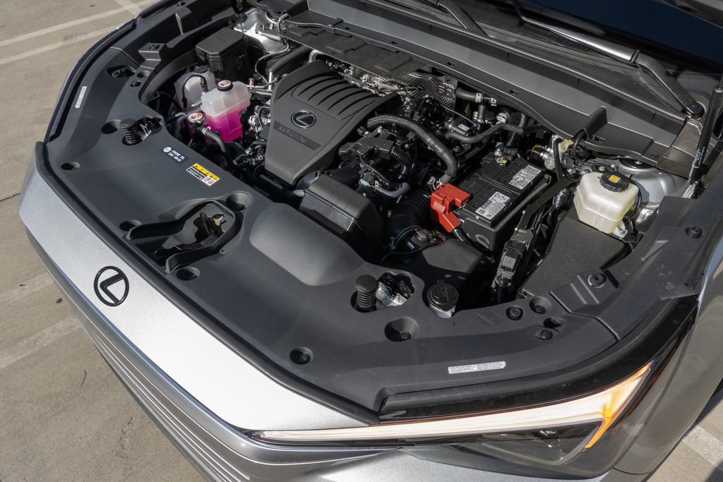 New 2026 Lexus TX 500h AWD w/ Technology Package image 5