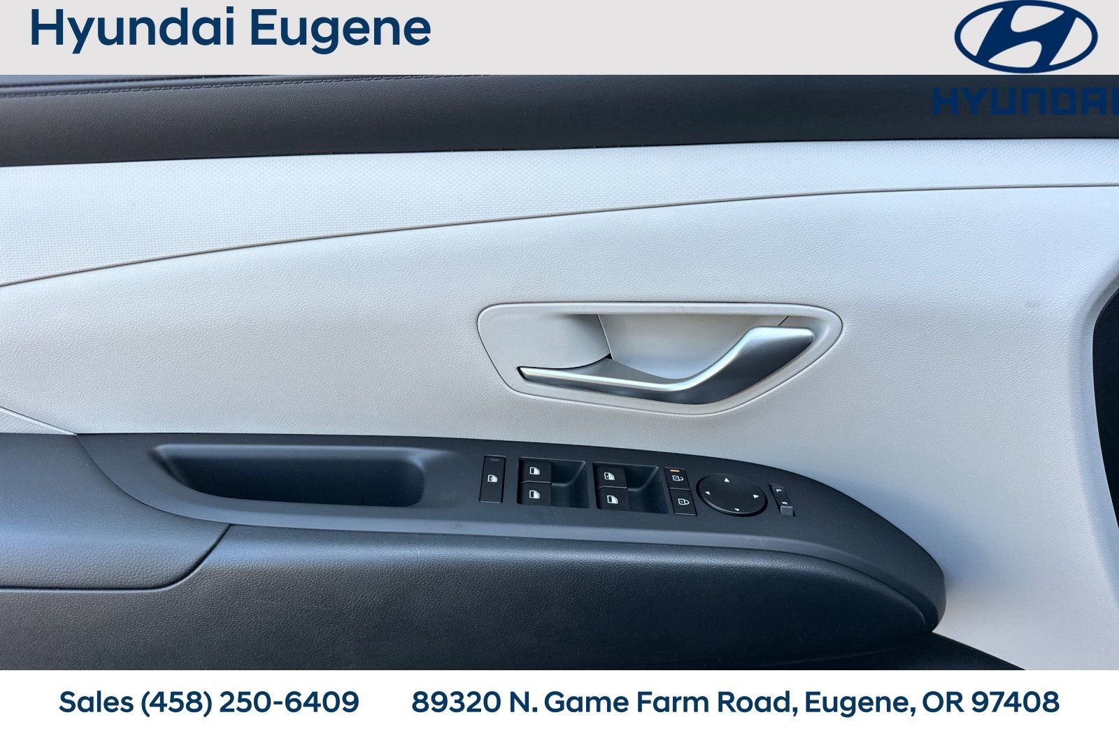 Used 2025 Hyundai Tucson SE image 12