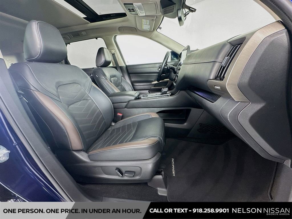 Certified 2022 Nissan Pathfinder Platinum w/ Lighting Package (N93) image 31