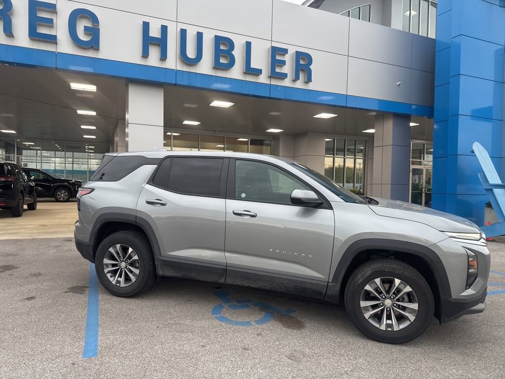 Used 2025 Chevrolet Equinox LT FWD image 29