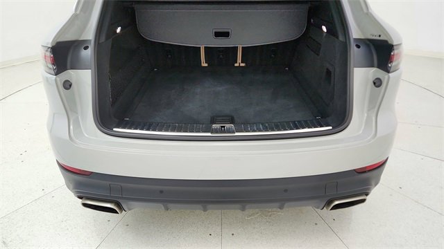 Used 2022 Porsche Cayenne image 13
