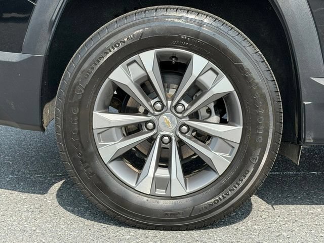 Certified 2025 Chevrolet Equinox LT w/ Safety and Technology Package FWD image 17