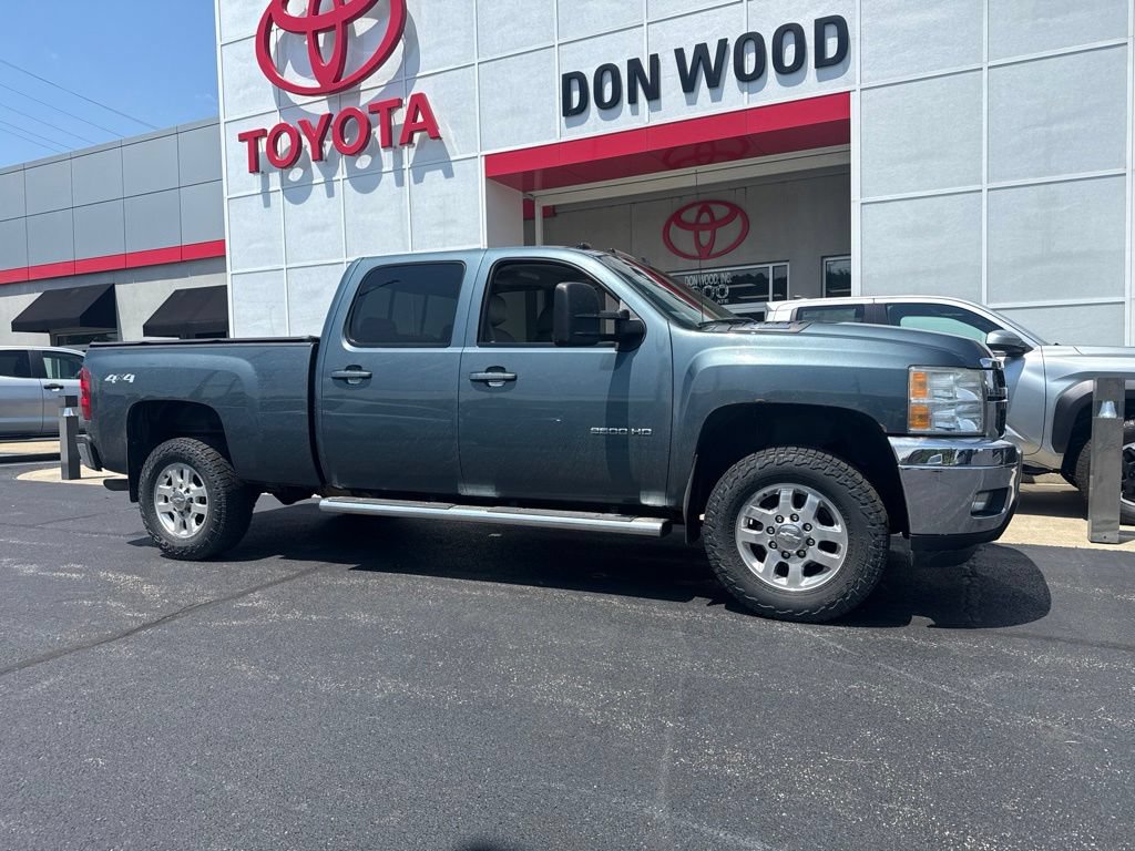 Used 2014 Chevrolet Silverado 2500 LTZ w/ LTZ Plus Package AWD/4WD image 15