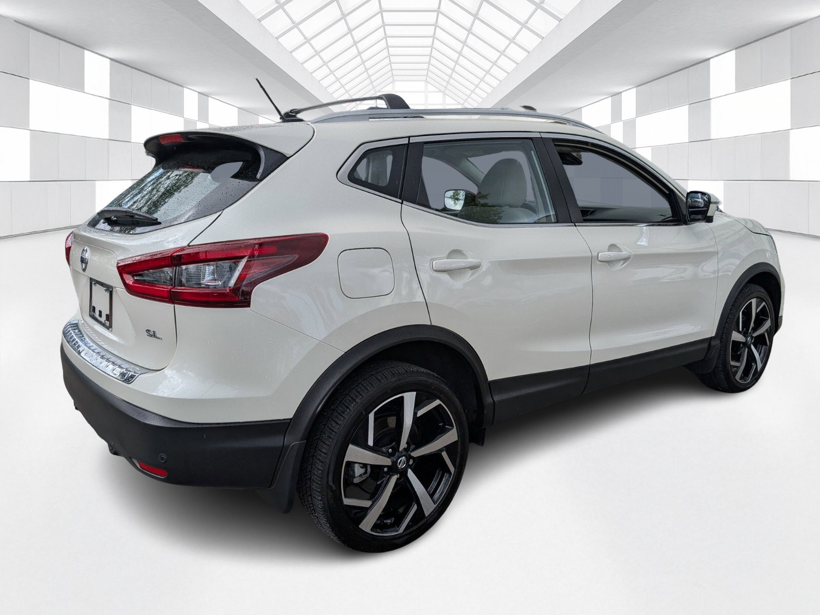 Certified 2022 Nissan Rogue Sport SL FWD image 7