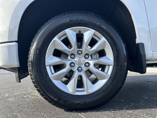 Certified 2023 Chevrolet Silverado 1500 Custom image 12