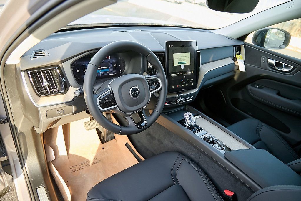 New 2026 Volvo XC60 B5 Plus w/ Protection Package Premier image 13
